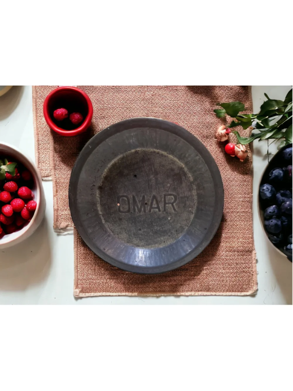 Collectible Farmhouse Kitchen Pie Plate Rustic Retro 1950s Kitchen Omar Brand Gr